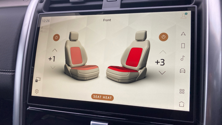 Land Rover Discovery 3.0 D300 Dynamic SE 5dr Auto Diesel Station Wagon